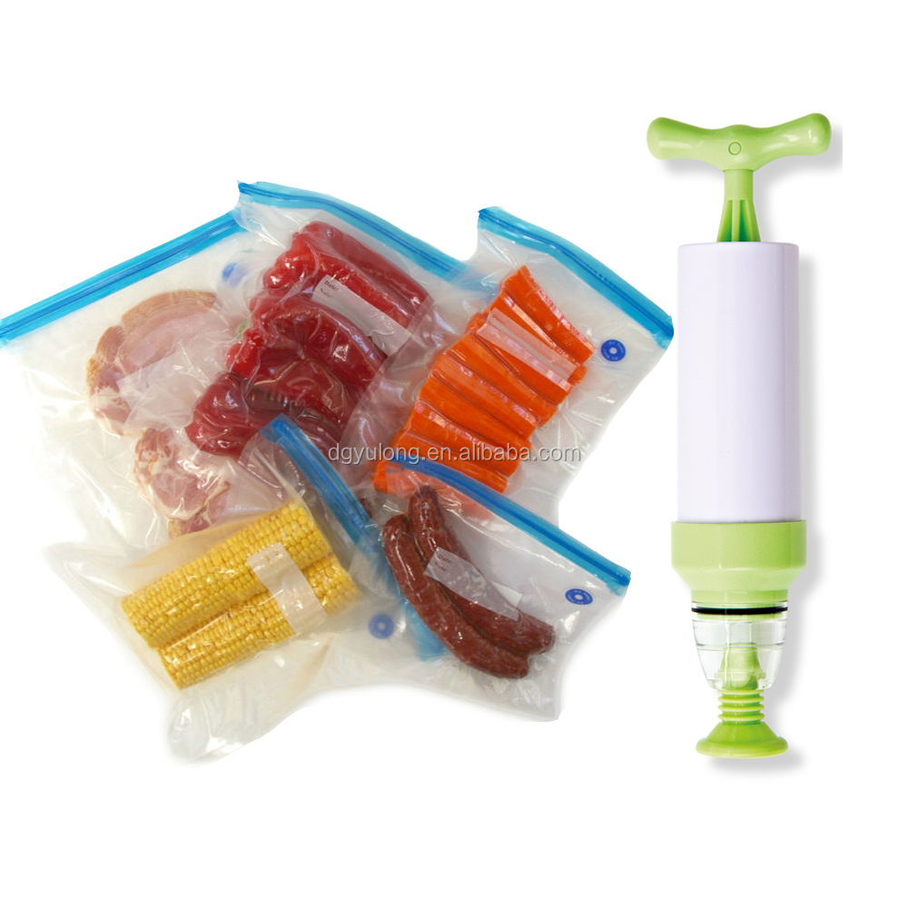 Комплект первой необходимости Sous Vide включает в себя ручной насос, вакуумные герметичные пакеты без бисфенола А и зажимы для Sous Vide