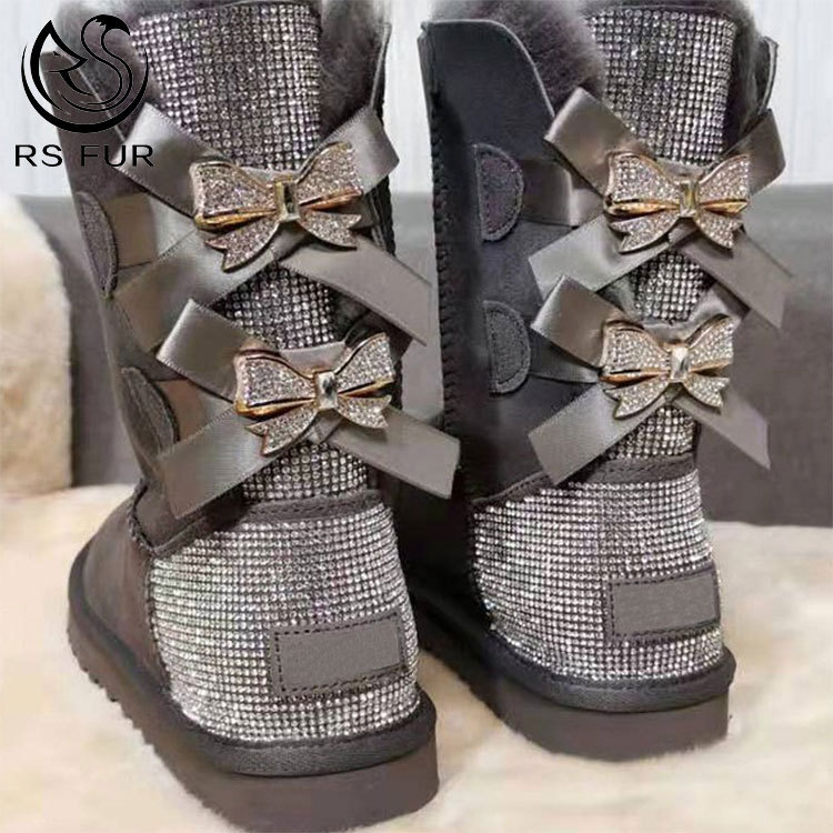 Customized Winter Warm Women's Sheepskin Shoes Fur Boots Rhinestone Bling Outdoor Anti-skid High Snow Boots Winter Boot