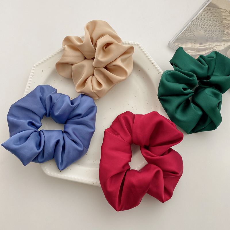 2021 new srunchies hair accessories large intestine Satin silk hair ring scrunchies large hair ties for women