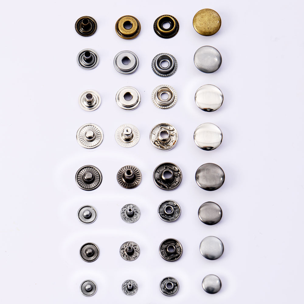 Custom Logo Iron Brass Stainless Steel Sliver Classic 4 Parts Metal Spring Snap Fastener Button for Garment Accessories