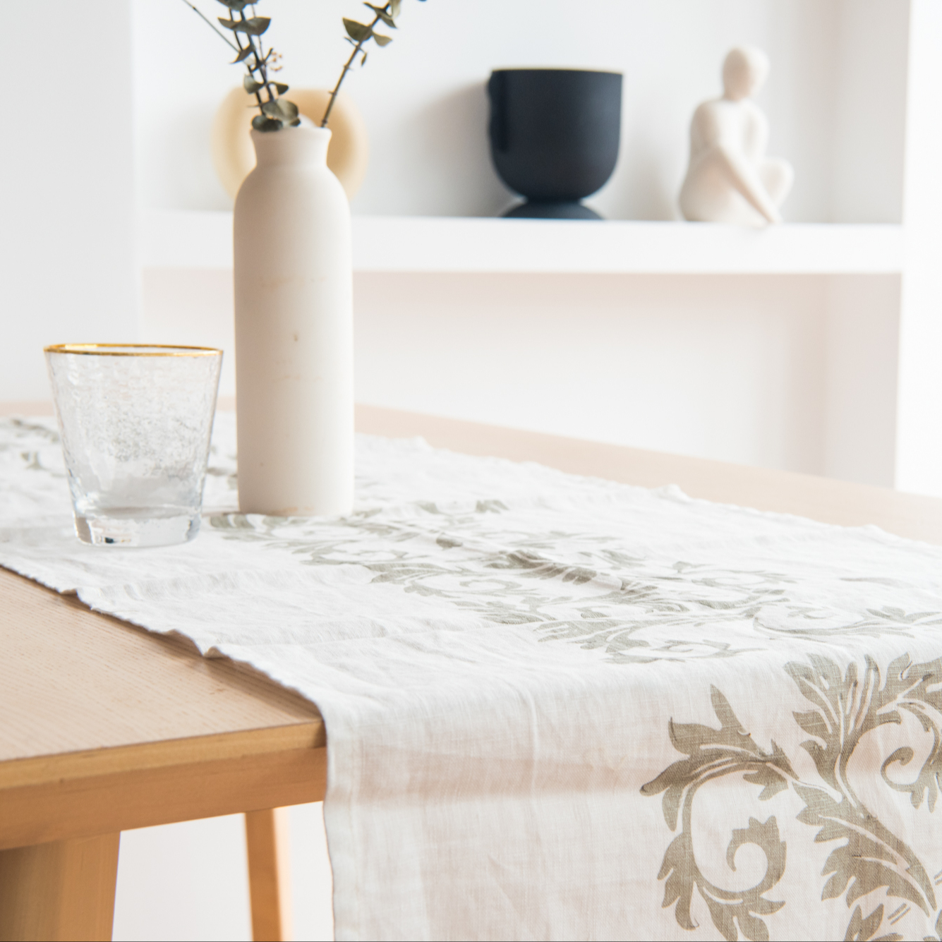 Роскошная льняная скатерть C2U Stonewash из французского льна