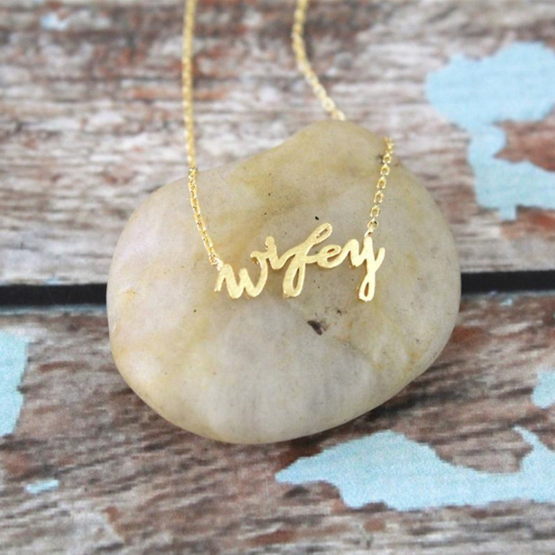 Fashion Simple 18k Gold Plated WIFEY Pendant Necklaces Stainless Steel Letters Necklace for Lovers Gifts