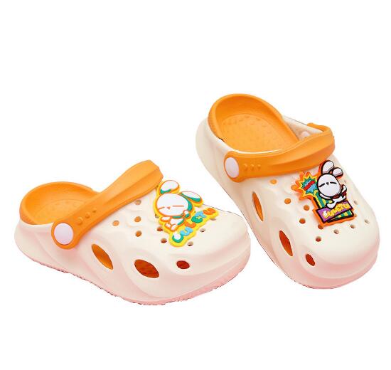 Factory Price Cute EVA clogs kids casual garden shoes non-slip Thick bottom beach sandals for boys girls baby