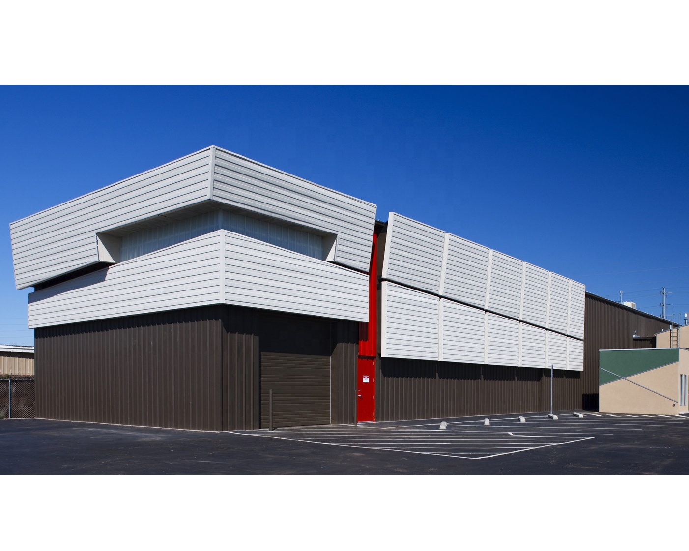 Easy Customized of Exhibition Hall Steel Structure commercial buildings with steel structure custom steel structure
