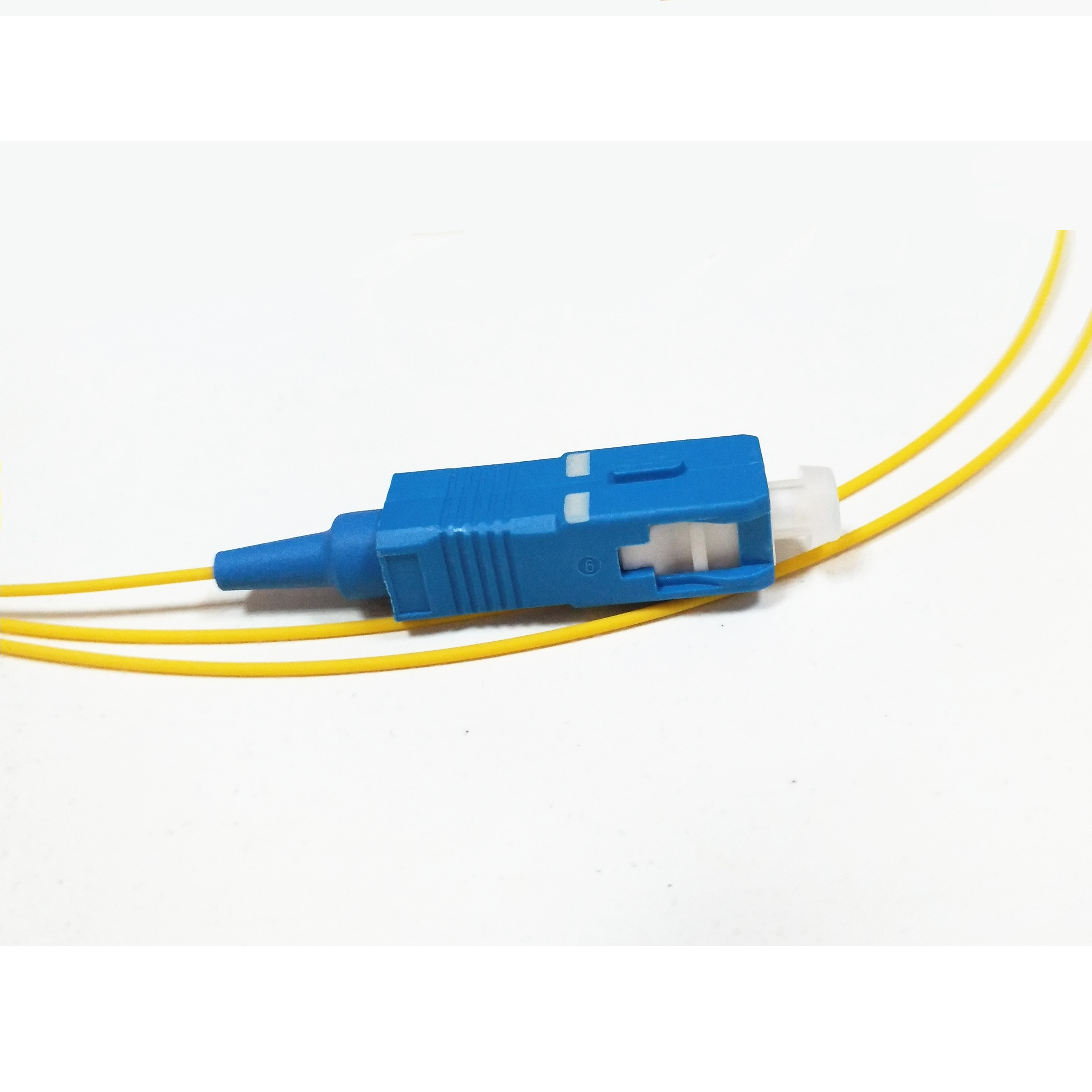 Водонепроницаемый одномодовый волоконно-оптический отрезок LC/FC/ UPC 0,9 мм FTTH PVC/LSZH