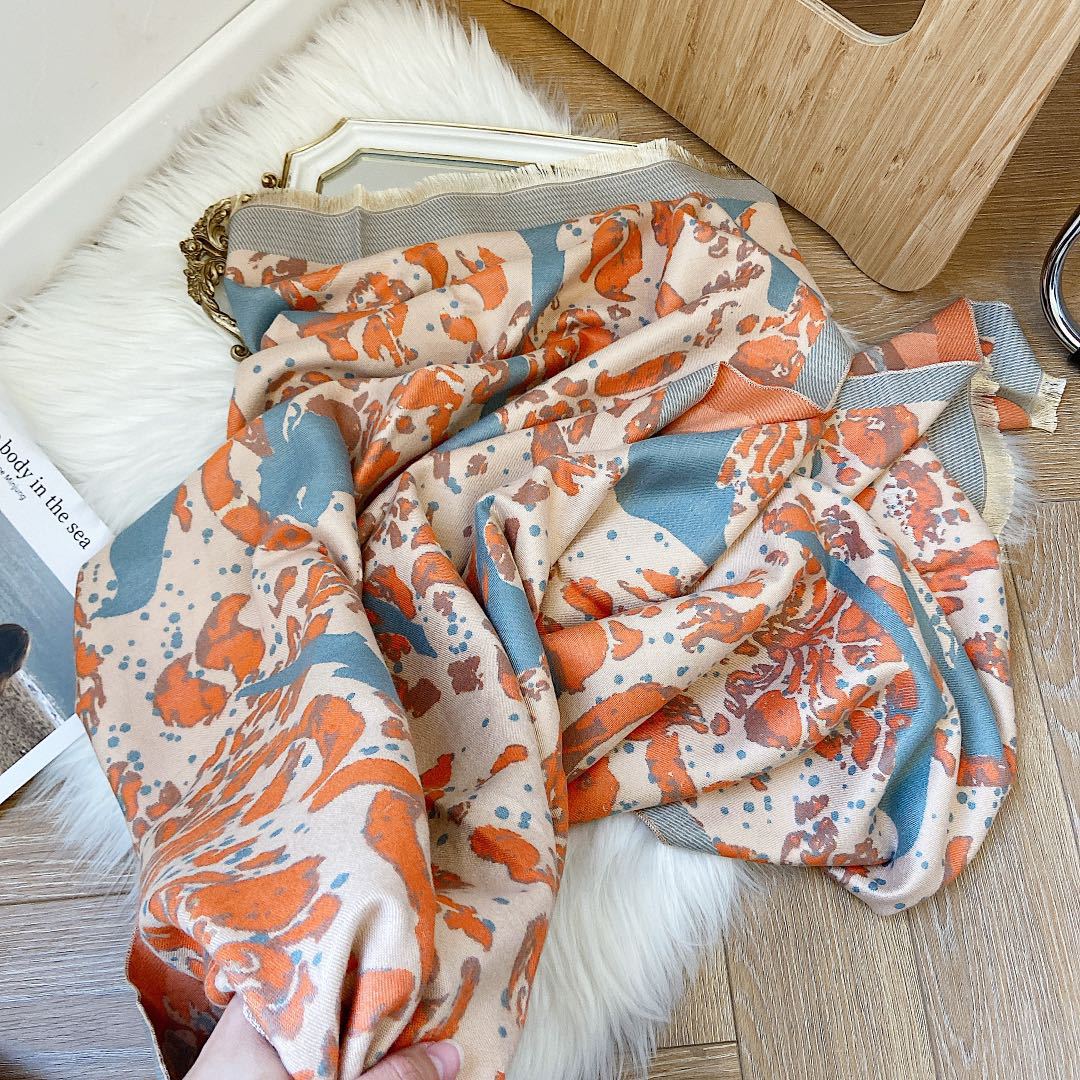 Embroidered Pattern Women's Cashmere Pashmina Scarf Thick Warm Women Shawl With Tassel