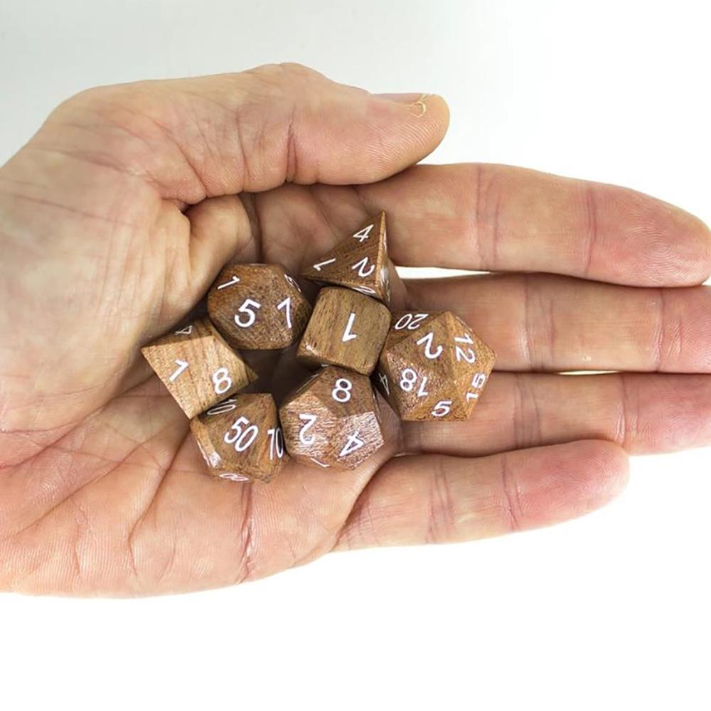 Персонализированные деревянные игральные кости для настольных игр