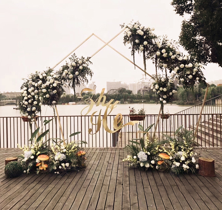 High Quality Geometric Pentagonal Arch Frame Flower Stand Wedding decoration