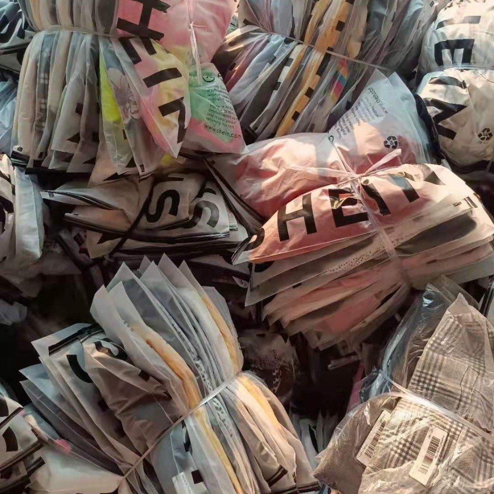 Фабричное Повседневное платье, футболка со склада, оптовая продажа одежды, в наличии, б/у одежда, Женская Б/у одежда
