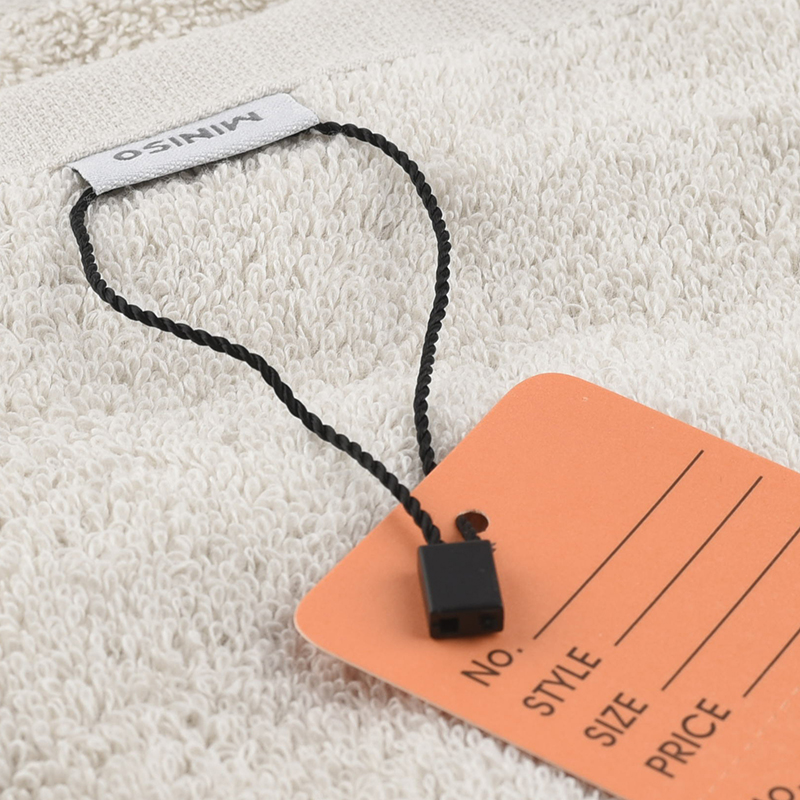 Wholesale Clothing Garment Hangtag String Plastic Hang Tag Seal