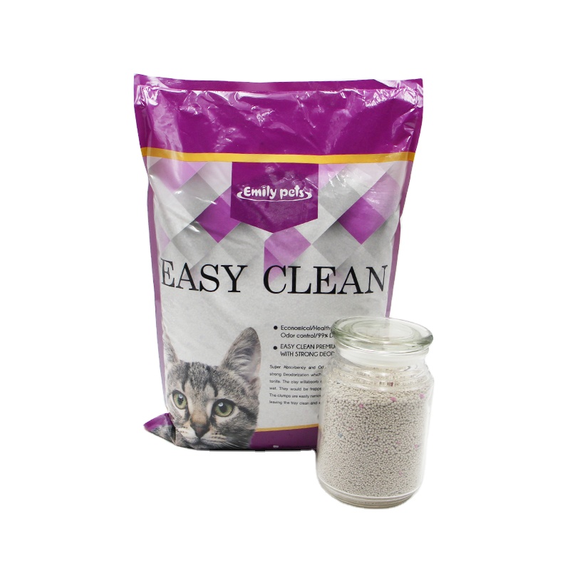 Premium quality bentonite clumping cat litter