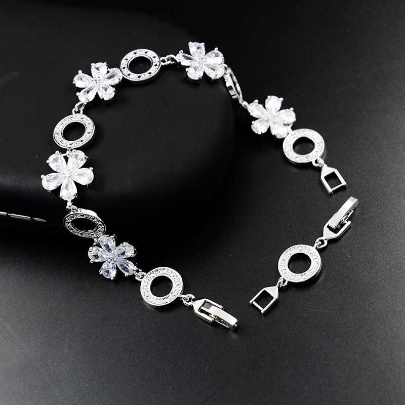 Fashion Cubic Zirconia Bangle Bracelet Stainless Steel Jewelry In 18k Gold Bracelet