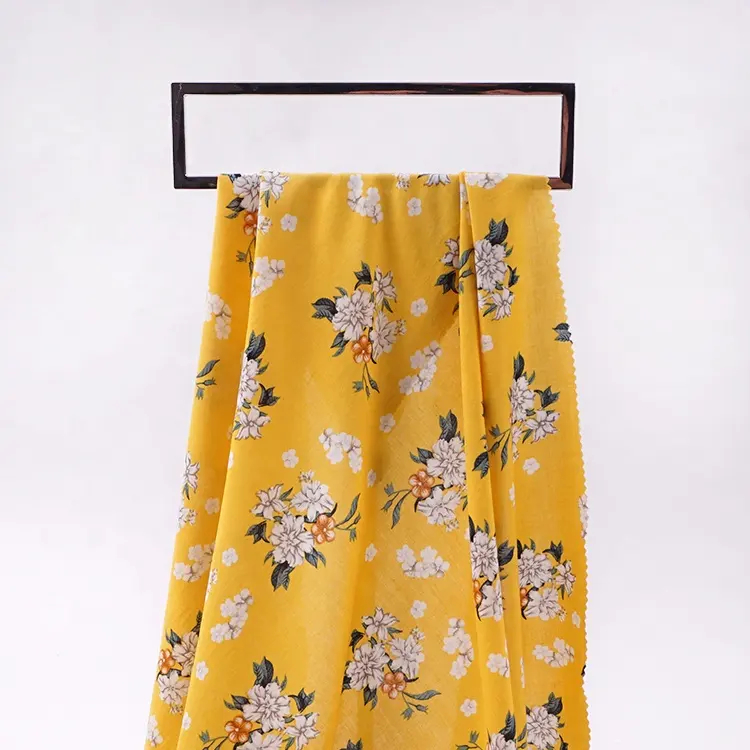 Hot selling 45s rayon printing fabric 100% rayon sarong fabric for dress