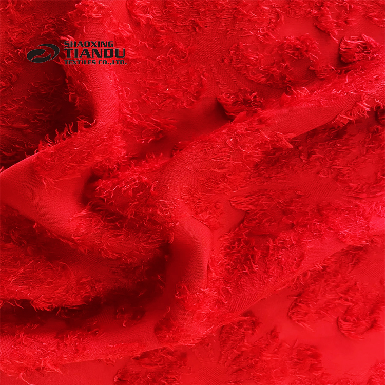 Поставщик ткани Keqiao, 123gsm Цветочная шифоновая цветочная ткань для женского платья