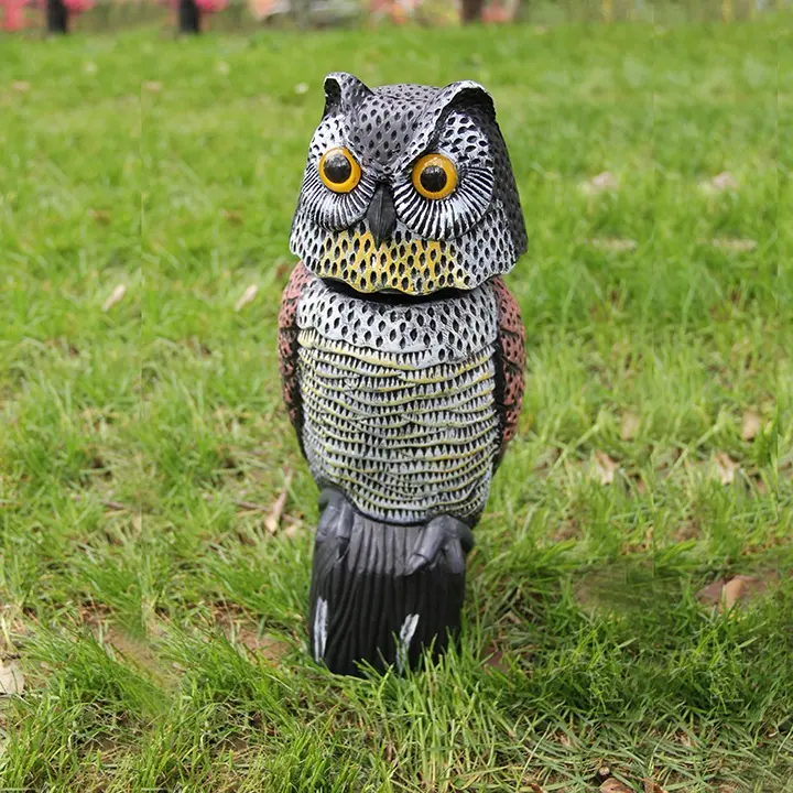 Top Seller Plastic Owl decoy with rotating head to scare bird Plastic Owl Crow Bird Scare