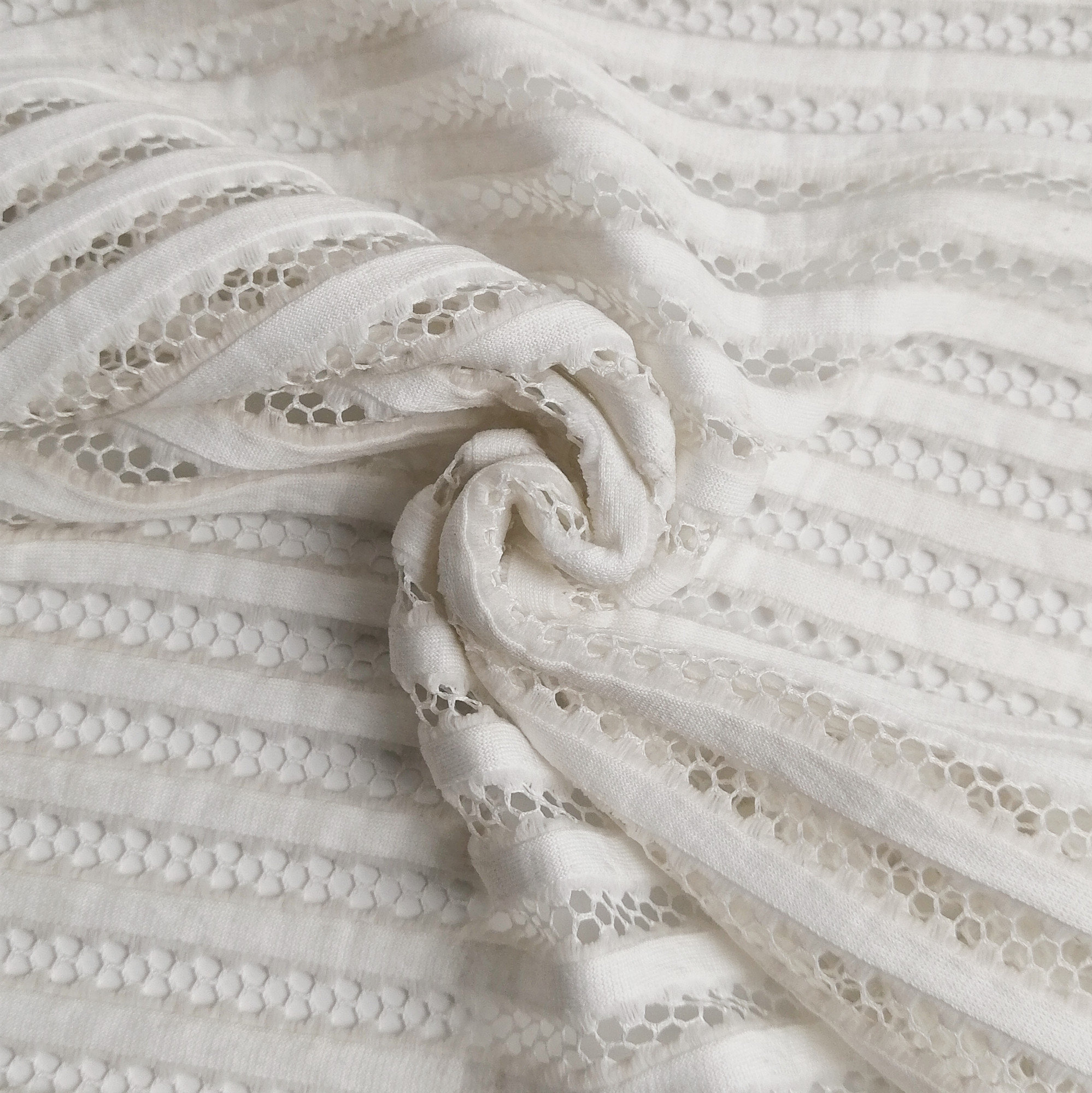 Soft 100% Polyester 3D Spacer Mesh Fabric for Customizable Shoes, Clothes, Bags, and Sofas