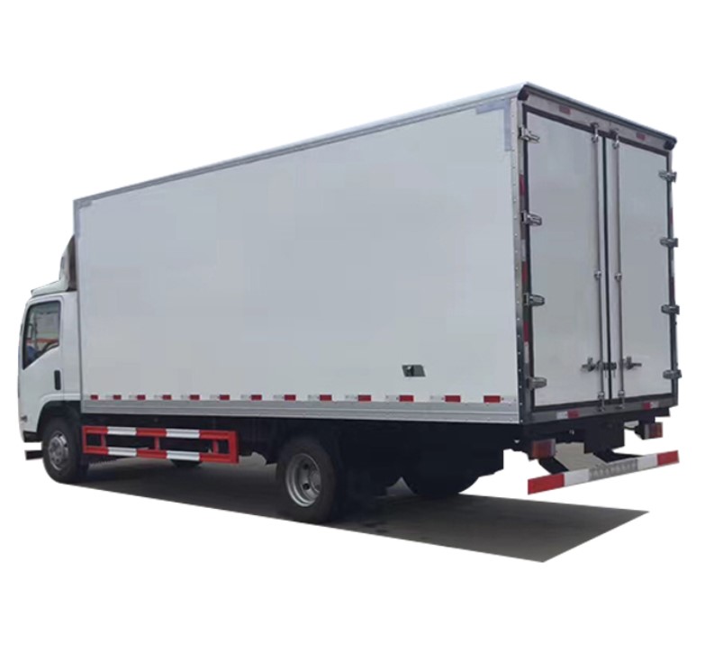 Diesel Engine Refrigerator Freezer Truck Refrigerated Truck Sinotruk Howo Transport