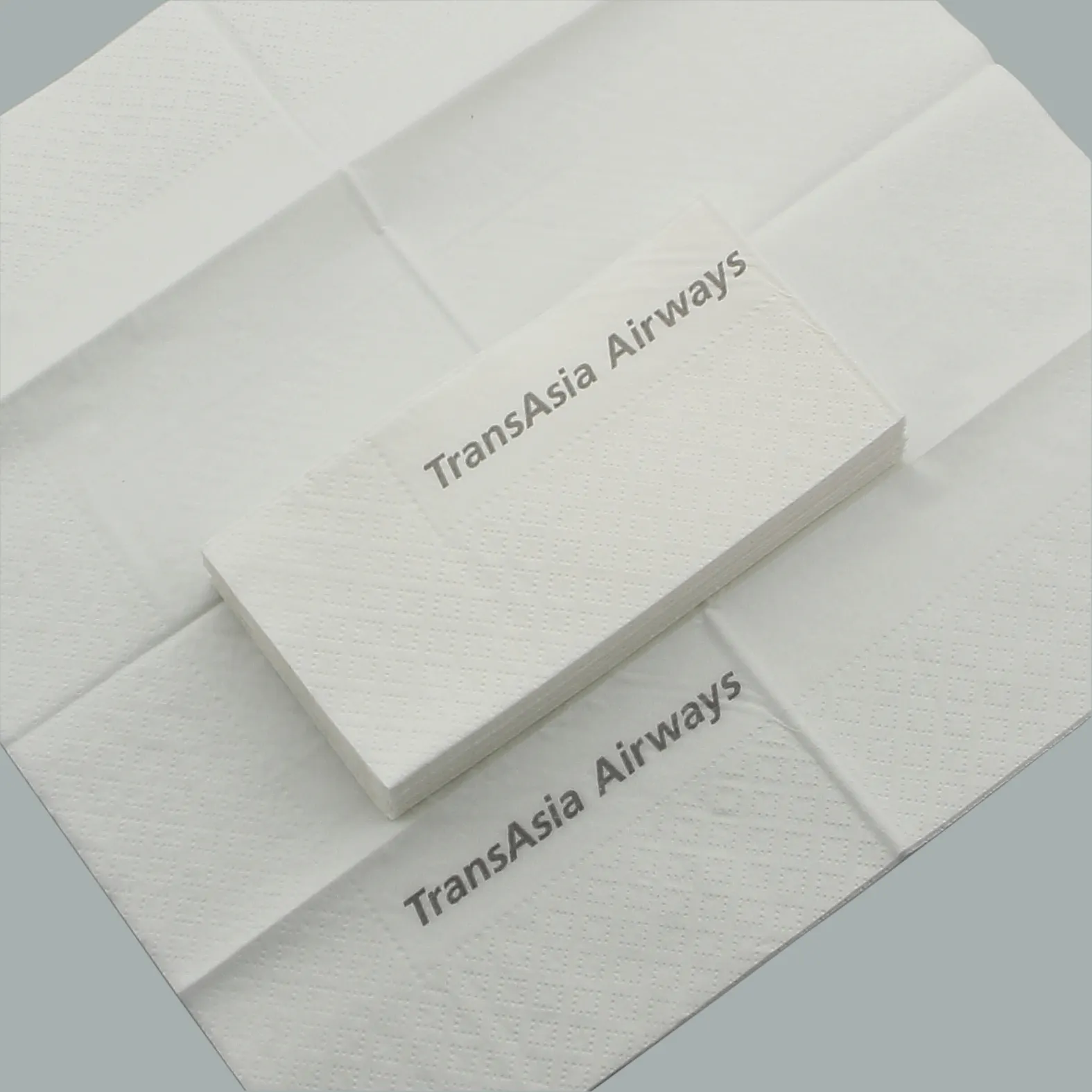 Disposable Napkin Customized Dinner Napkin Personalized Dinner Napkins 30cm 33cm 40cm Napkin Virgin Pulp Bamboo Pulp Recycled Pulp 1-2 Color Logo