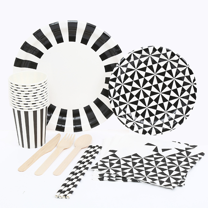 Kiaye 16 Happy BIrthday Family Party Decoration Wooden Tableware Supplies Set