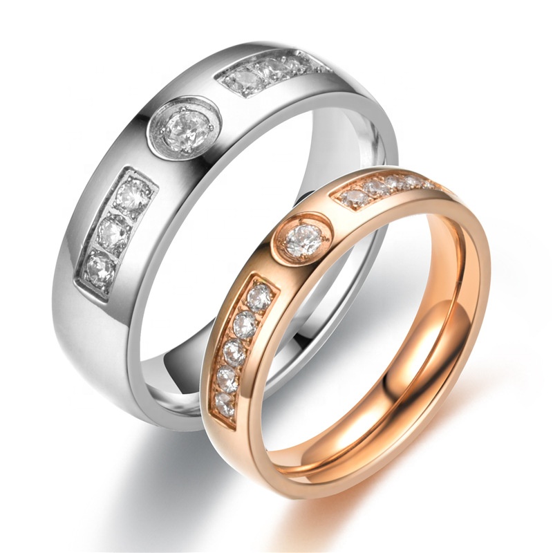 Stainless Steel Endless Love Couple Rings with Diamonds Titanium Steel Wedding Rings Wholesale Female Male Couple Rings