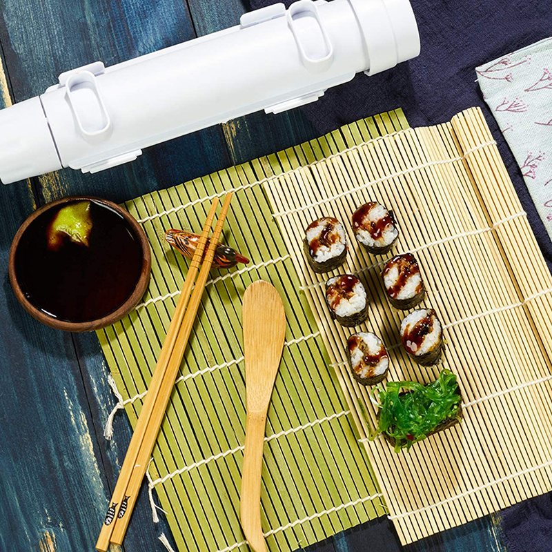 Professional Easy Use Home  japanese Plastic Manual DIY Sushi Bamboo Making Serving Kits With Bazooka/