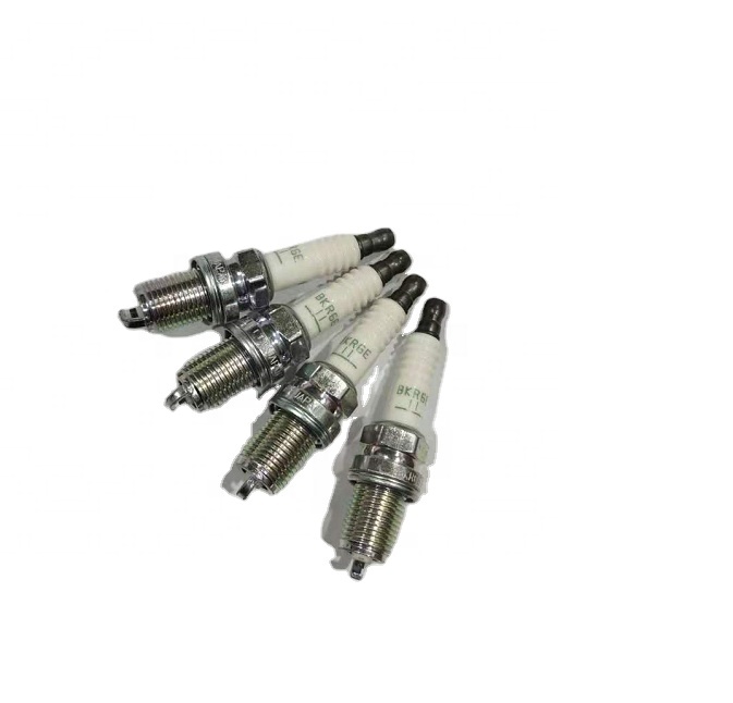 Применимо к свечам зажигания для Dodge Journey Jeep Compass Chrysler keeravenger SP0ZFR5F11/68303918AA