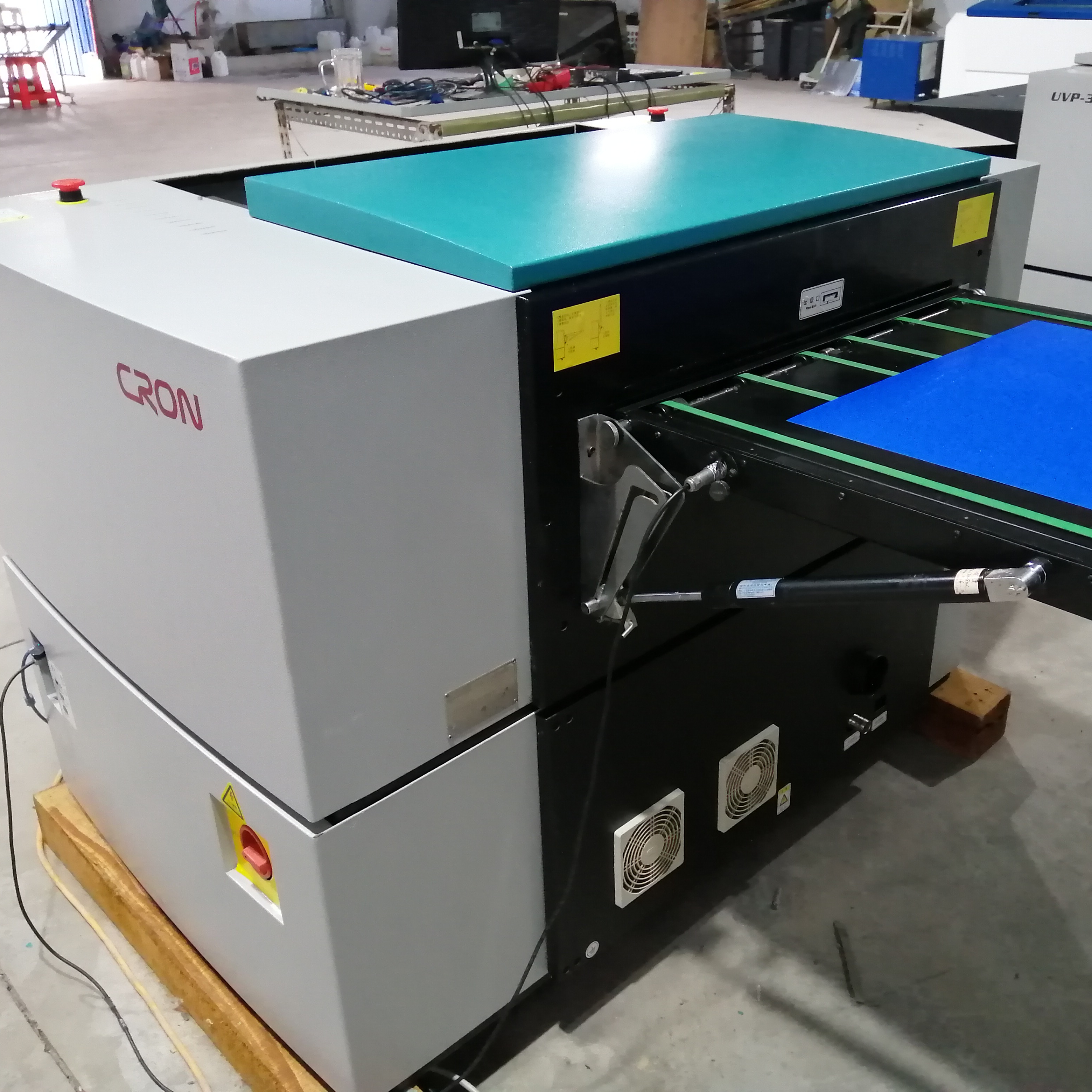 Используется компьютер UV CTP для создания пластин UV CTP CTCP
