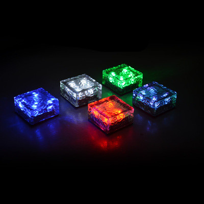 Уличный светодиодный RGB-светильник на солнечной батарее для ландшафтного освещения