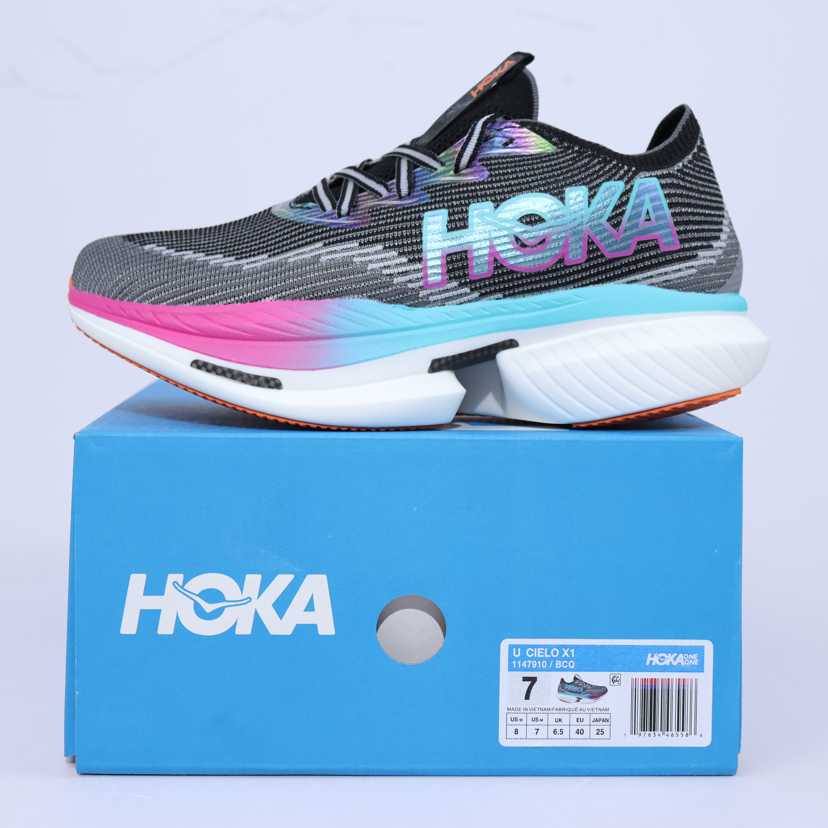 One Cielo X1 Carbon Bondi 8 Running Shoes Lightweight Cushioning Runner Men Women Outdoor Use Spring Winter Hokas Rubber Shoes