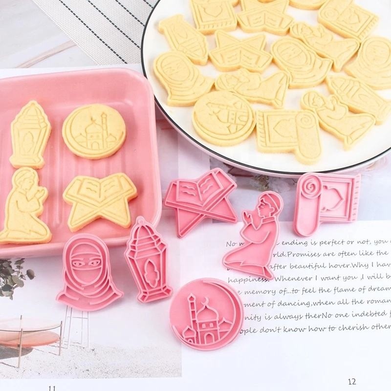 12Pcs Ramadan Islamic Muslim Biscuit Mold Mosque Lantern Camel Star Moon Islamic Star Eid Mubarak Cookie Cutters