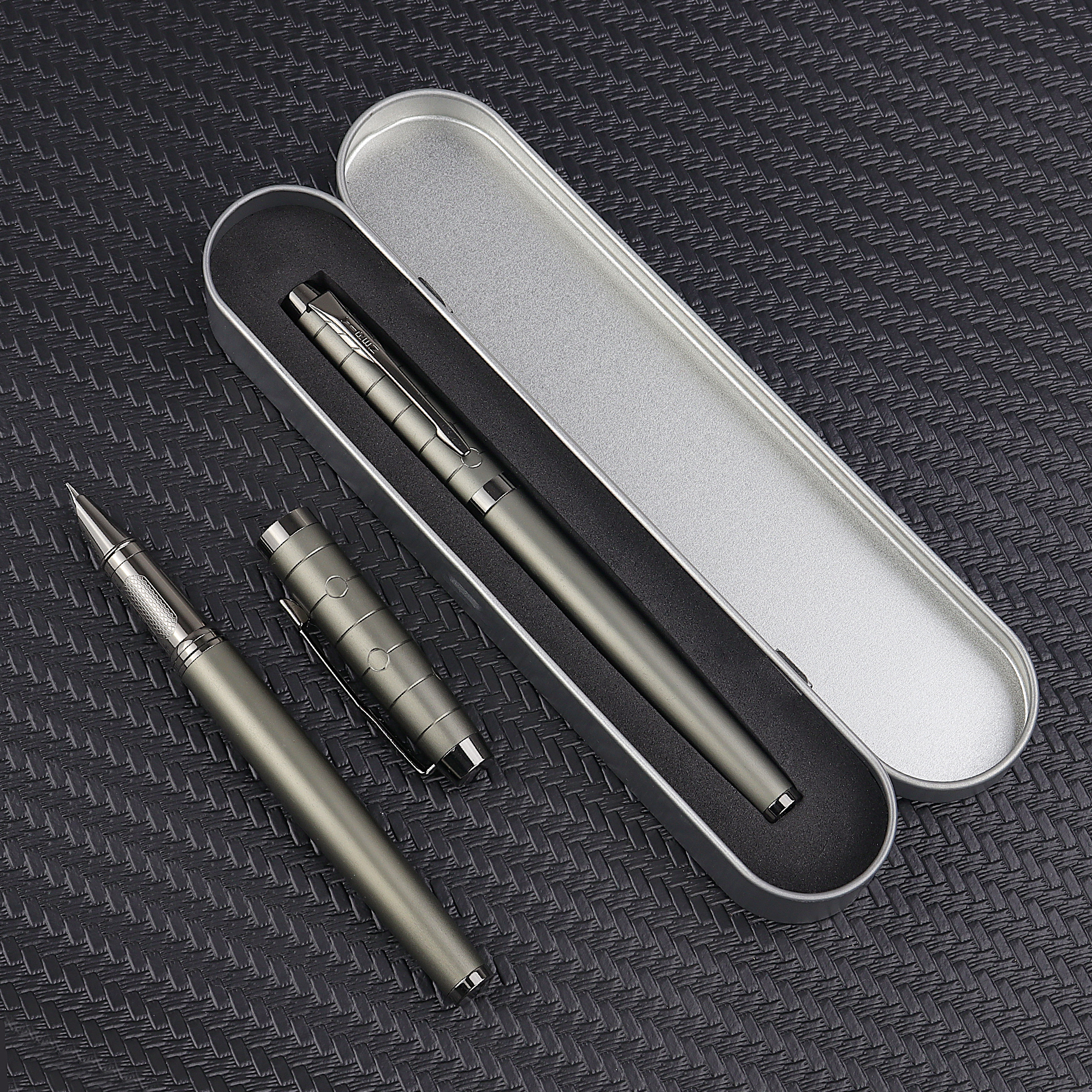 Luxury Customized Fountain Pen High Quality Business Writing Signing Pens Gift Box Office Stationary Supplies