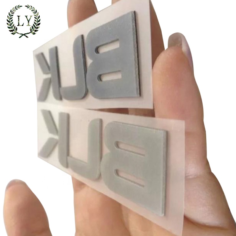 Пользовательская высокоплотная печать на экране одежды 3d силиконовая теплопередающая этикетка с OEKO TEX