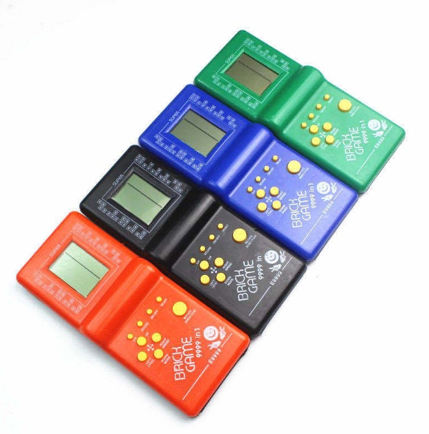 Hot Selling 2.7 Inch Handheld Game Console Portable Retro Handheld Game Players For Kids