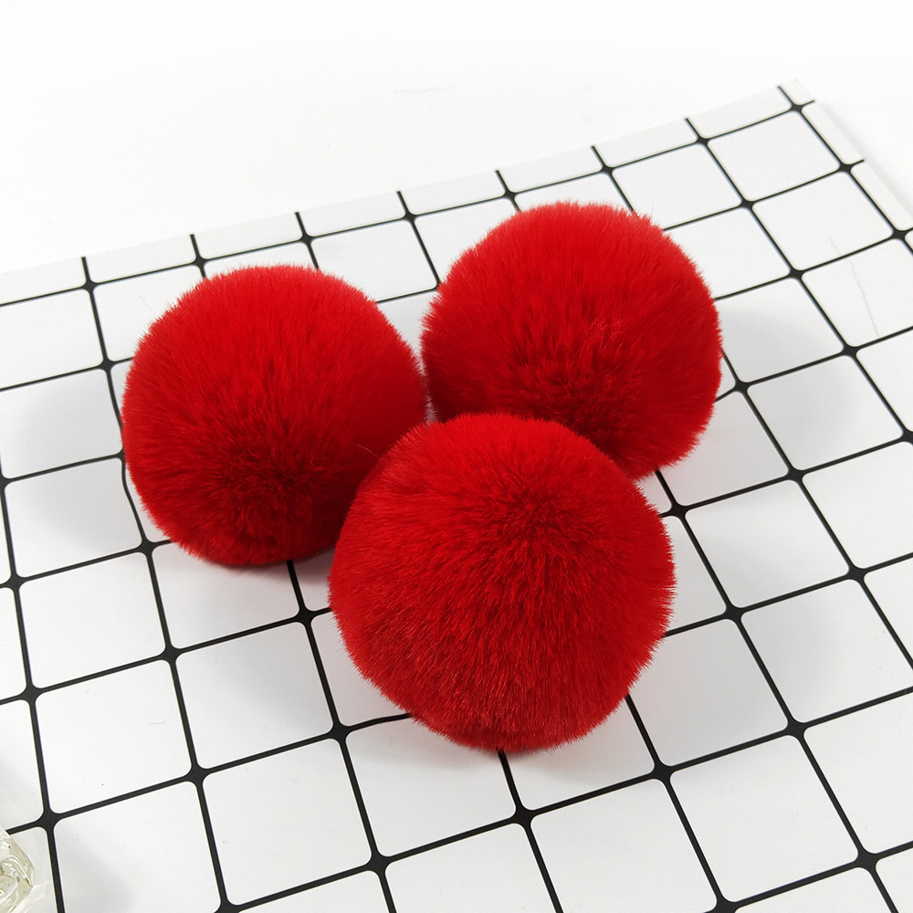 Factory customized color size 3-10 cm cute rabbit fur ball accessories hat phone fur pom pom