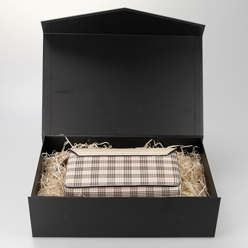 Folding Gift Corrugated Packaging Custom Logo Shipping Low Price Black Mailer Matte Paper Box