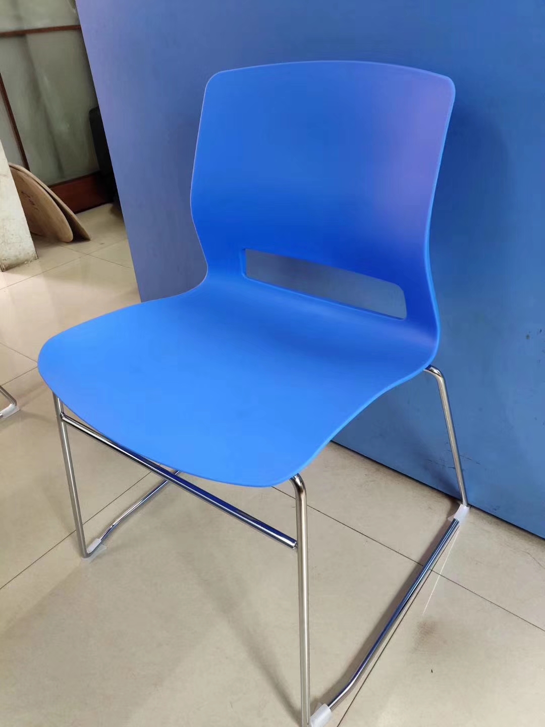 842-3C Hot sale chair 12mm thickness solid steel plating Stackable office staff chairs