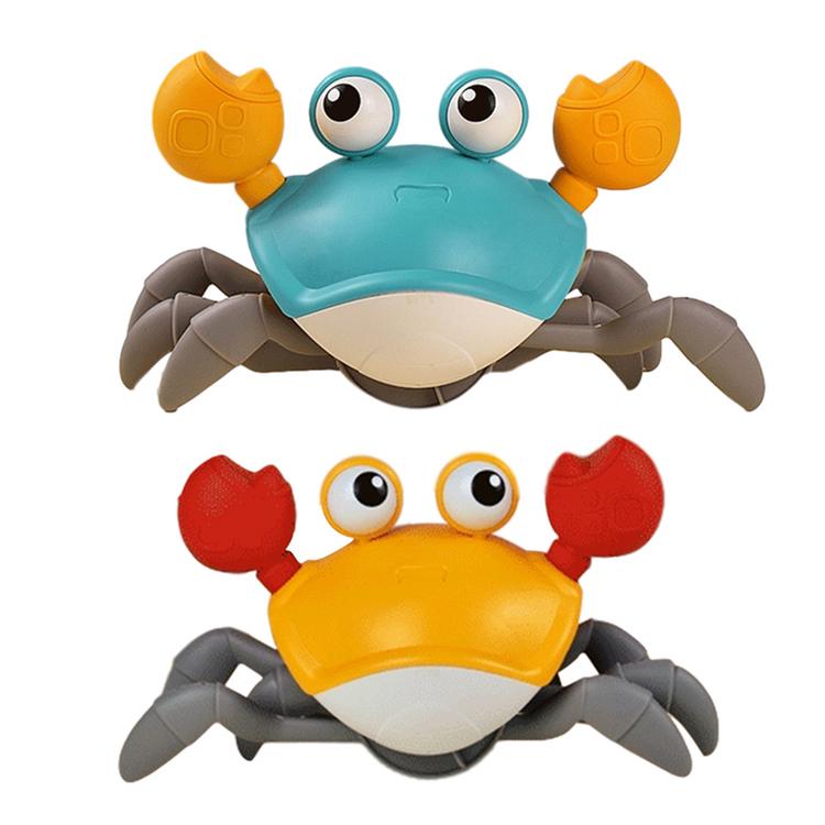 2020 new vibrato with the same summer products, children's bathing and watering clockwork toys, watering clockwork crabs