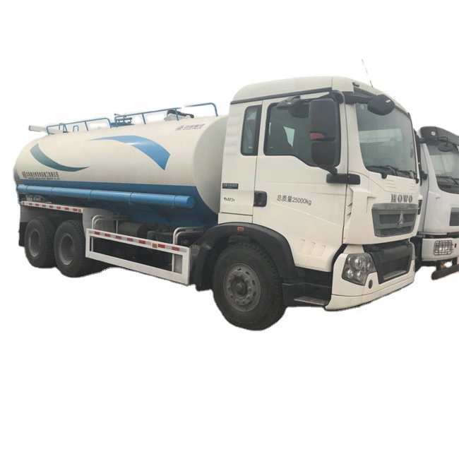 SINOTRUK HOHAN 4x2 мини-танкер для воды