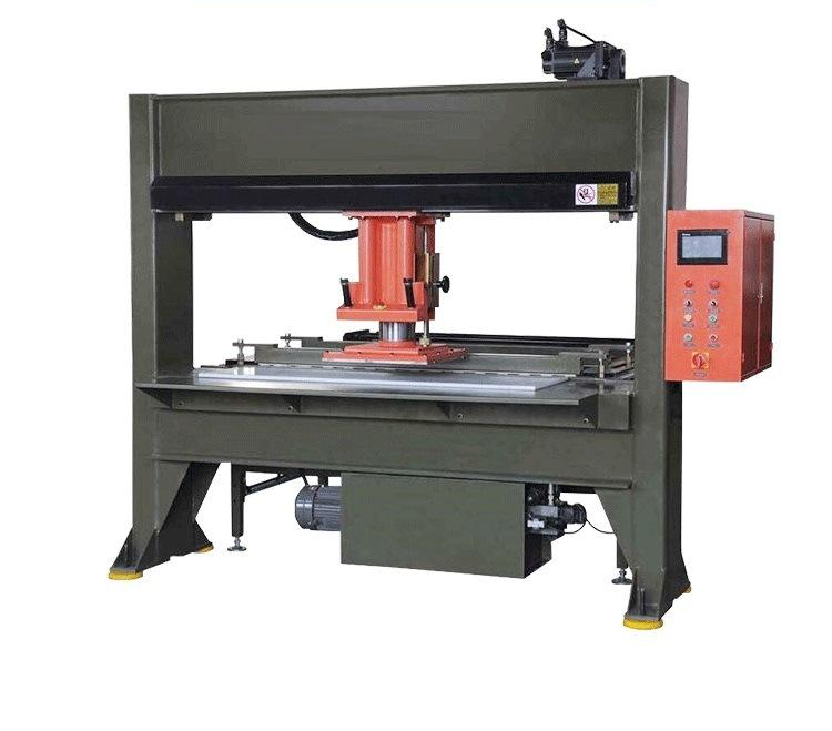 Die cutting pressing machine with travelling head for shoe making machine