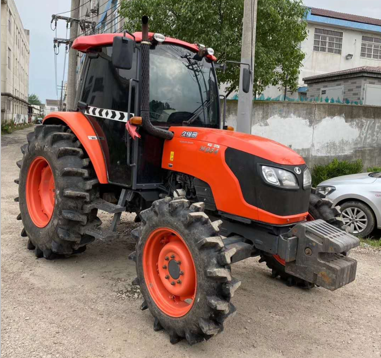 Салонный трактор KUBOTA M9540