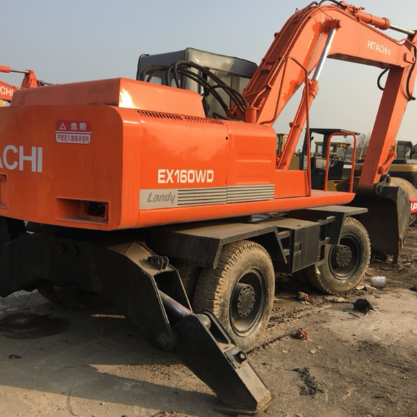 Б/у колесный экскаватор EX160WD