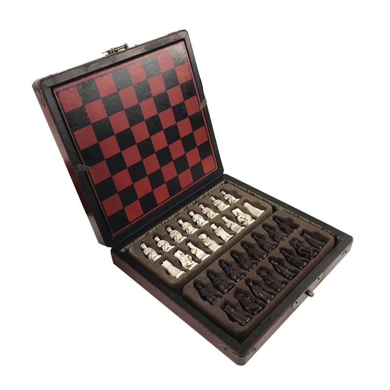 Resin Vintage Mini Characters Chess Set With Box Wooden Chessboard International Chess Set Chinese Style Custom