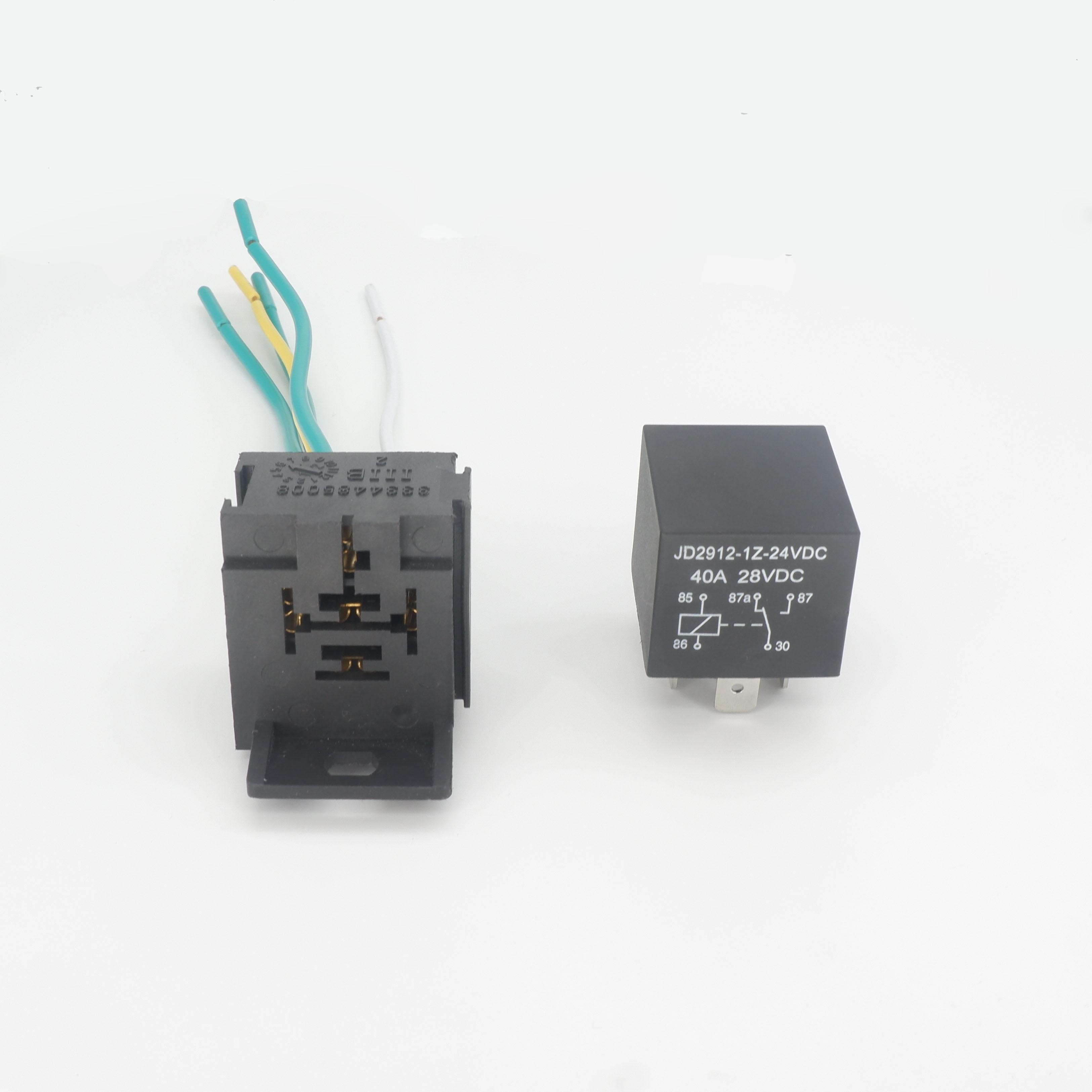 Automotive Relay 24V 40A 5 pin with Socket