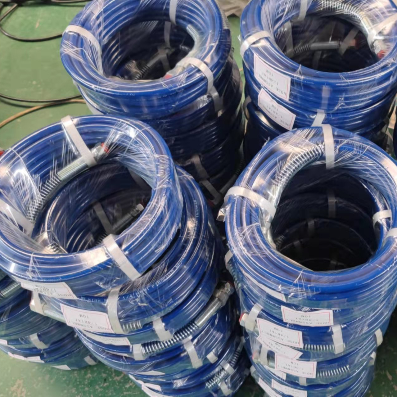 1/4 10000psi 100R2AT безвоздушный распылительный шланг 3/8 8000psi 100R2AT безвоздушный распылительный шланг 1/2 7000psi 100R2AT с оплеткой из проволоки