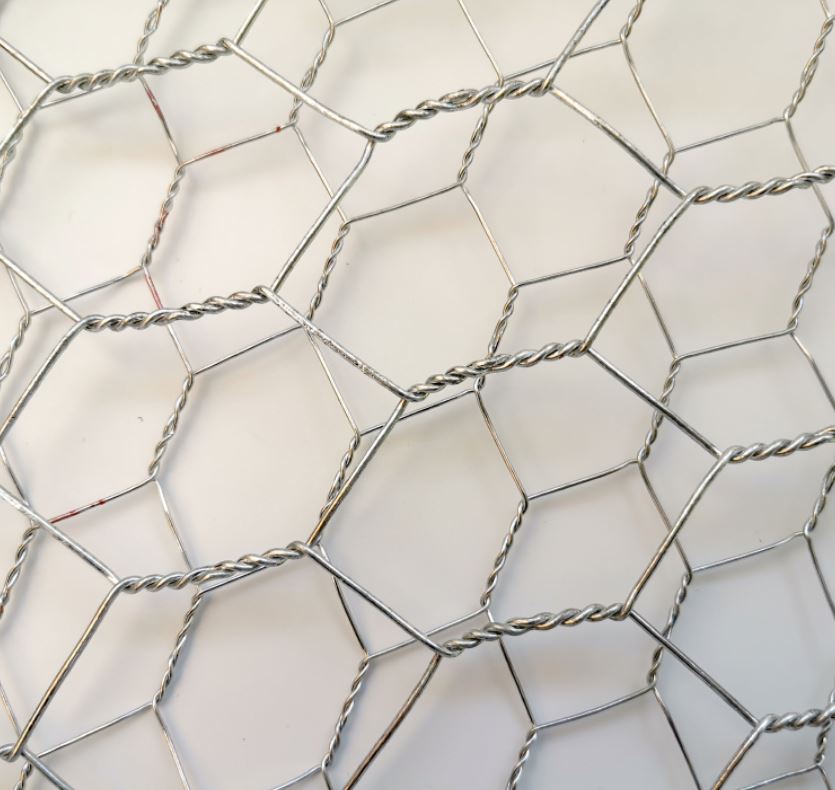 Metal chicken Wire Mesh Cloche with Base Cloche Sets hexagonal galvanized chicken wire mesh