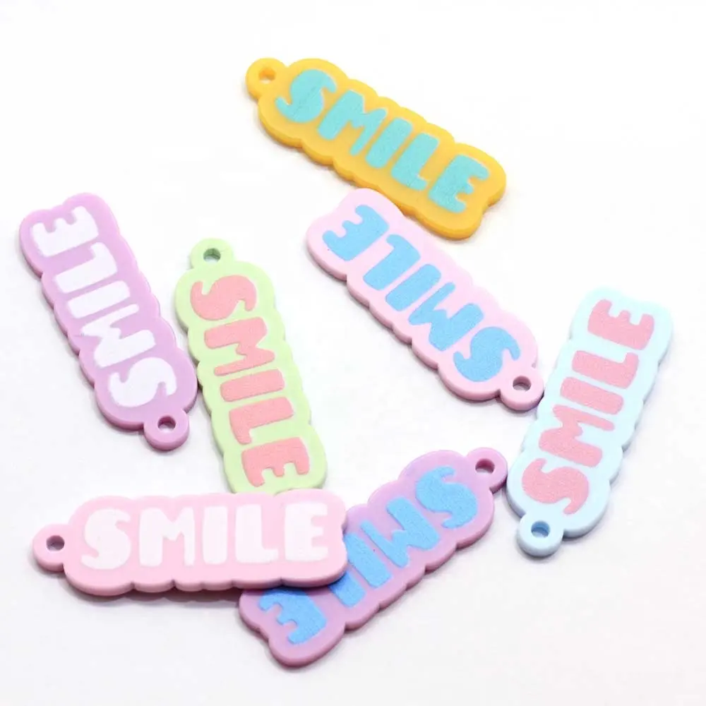 100pcs Acrylic Planar Flat Back Resin Cabochons SMILE Letters Small Tags DIY Decoration Craft Jewelry Accessories Charms