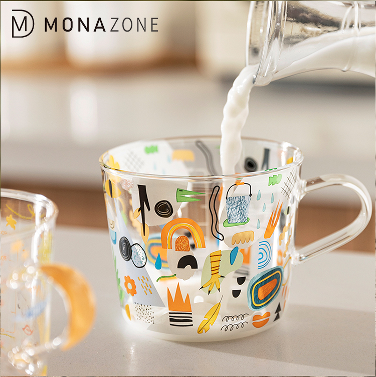 Чашка MONAZONE Forest Adventure с мультяшным рисунком, стеклянная чашка для воды, кофейная чашка с ручкой, чашка для молока со шкалой