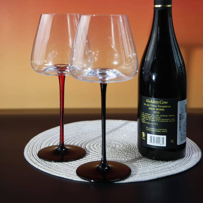 Elegance in Every Sip: Premium Black Wine Glasses for Fine Occasions