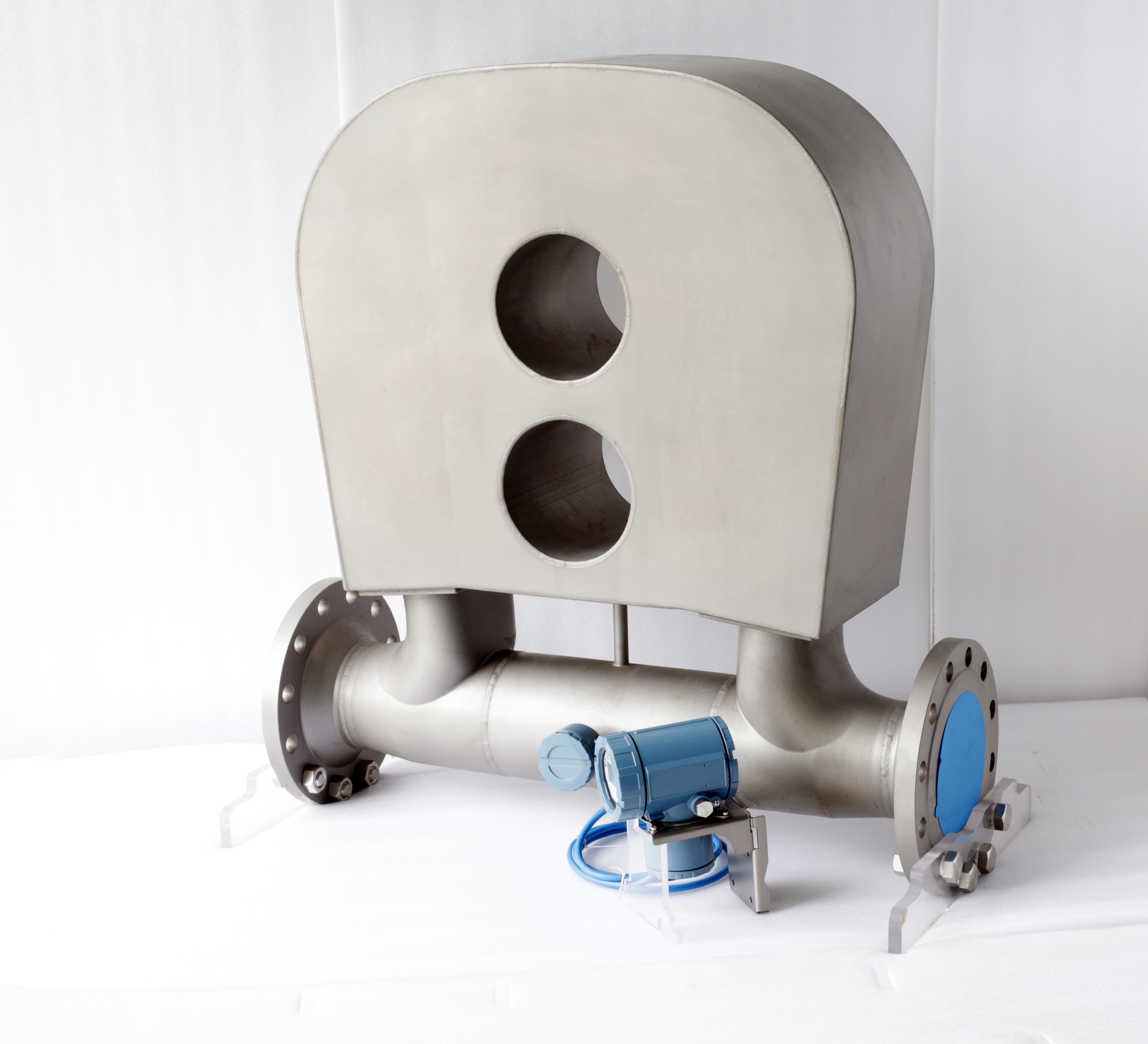 Attractive price new type Moq 1pc Other Requirements can be Customized Coriolis Mass Flowmeter