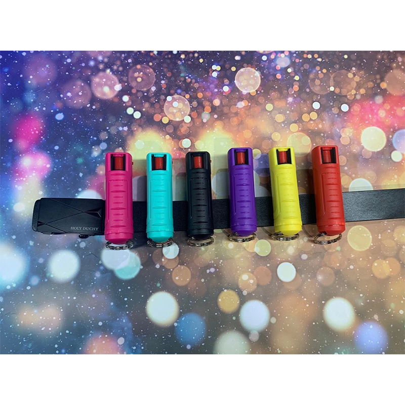 Wholesale High Quality Plastic Shell Anti-wolf Mini Self Defense Pepper Spray Keychain Key Chains For Women